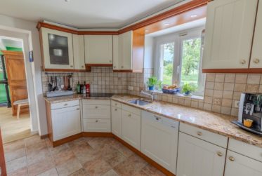 Maison de charme avec vue sur le lac et un jardin de 2000m2