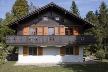 CHALET INDIVIDUEL AVEC JARDIN ET VUE DÉGAGÉE EN DDP