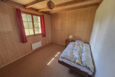 CHALET INDIVIDUEL AVEC JARDIN ET VUE DÉGAGÉE EN DDP