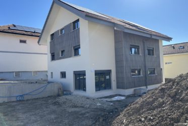 A Saisir : Appartement neuf dans les combles , vue lac