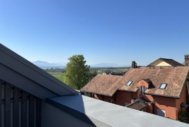 A Saisir : Appartement neuf dans les combles , vue lac