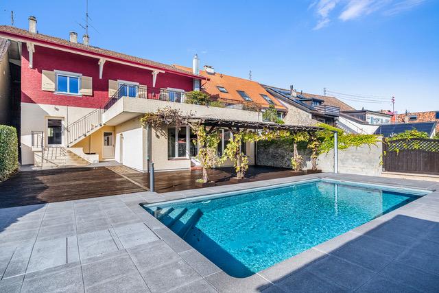 8 Rooms Maison, Maison villageoise