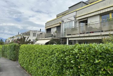 Exclusivité: Situé dans un quartier rechercher,, belle appartement traversant orienté Plein Sud