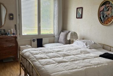 Exclusivité: Situé dans un quartier rechercher,, belle appartement traversant orienté Plein Sud