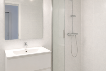 Exclusivité: Situé dans un quartier rechercher,, belle appartement traversant orienté Plein Sud